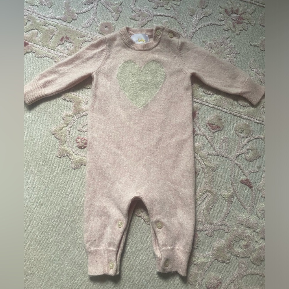 Bloomies Baby sweater onsie 3 months. Gently used.